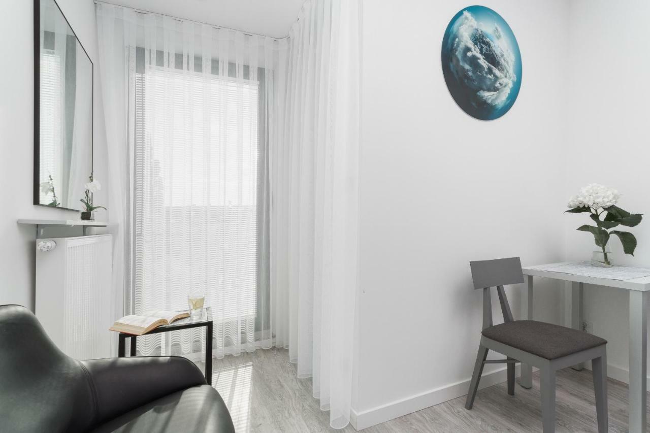 Apartments Krakow Rajska 3 By Noclegi Renters Экстерьер фото